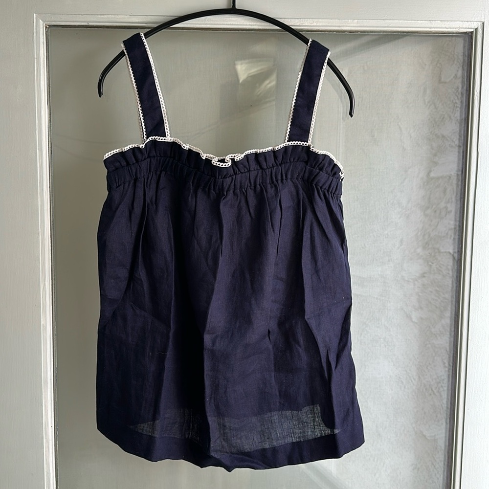 Like new! Boden Ruffle Detail Navy Linen Top, Size 6